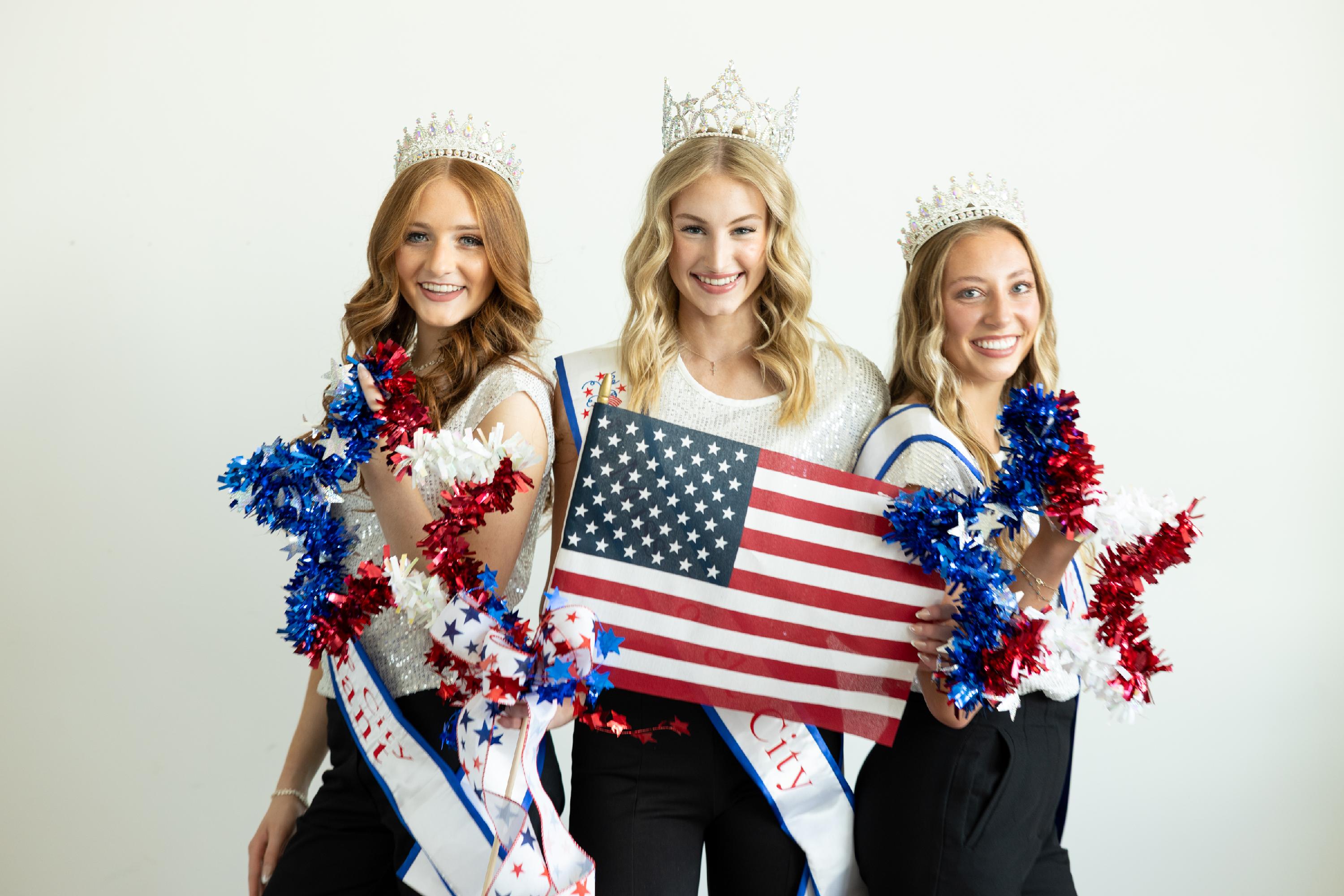 Miss Tooele and Attendants 